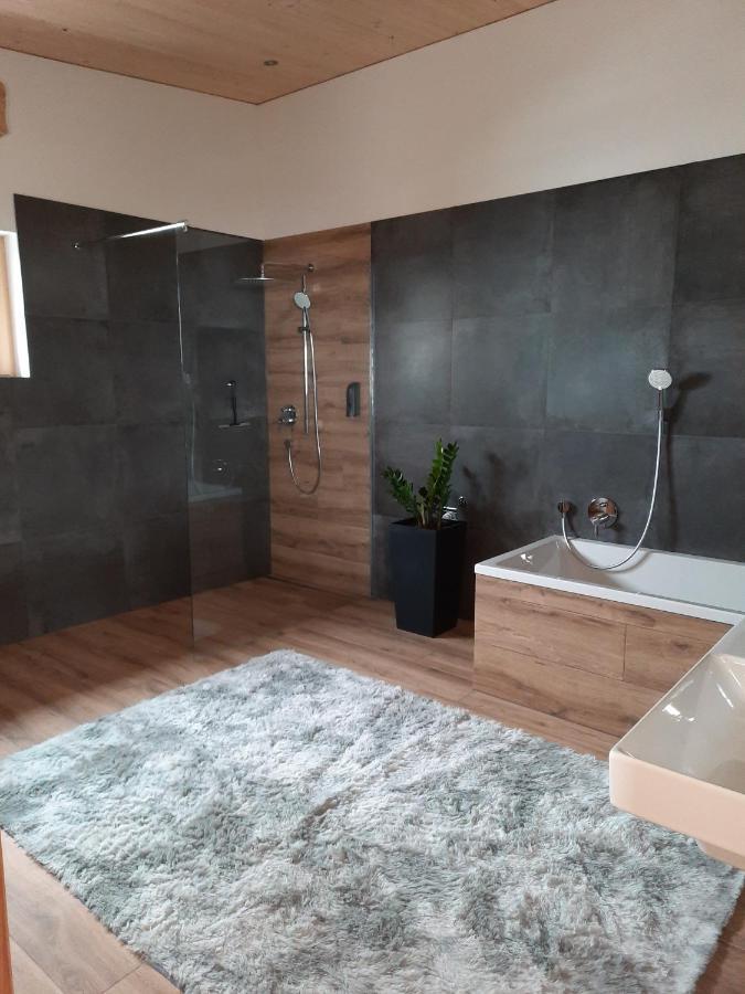 Alpha Apartment Schroecken Luaran gambar